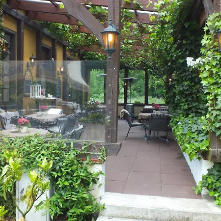 Holter Schlosskrug 3*