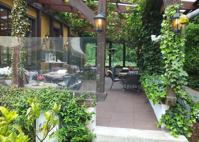 Holter Schlosskrug 3*