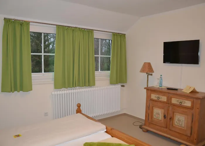 Holter Schlosskrug 3*